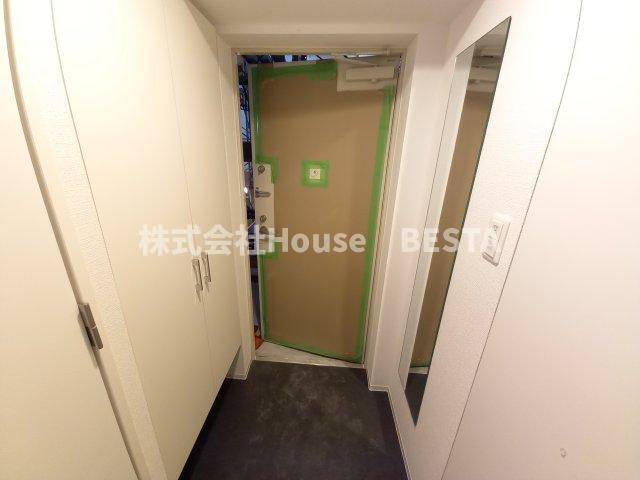 セレニテ神戸ミラクノールの玄関