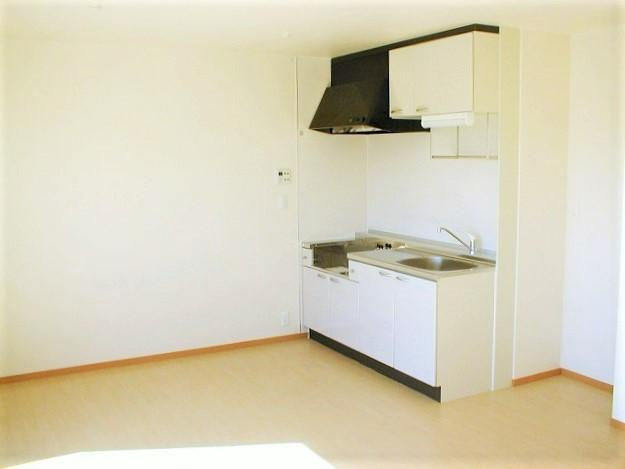 TETTI VERDI Ⅱのキッチン|コンパクトなキッチンで掃除もラクラク