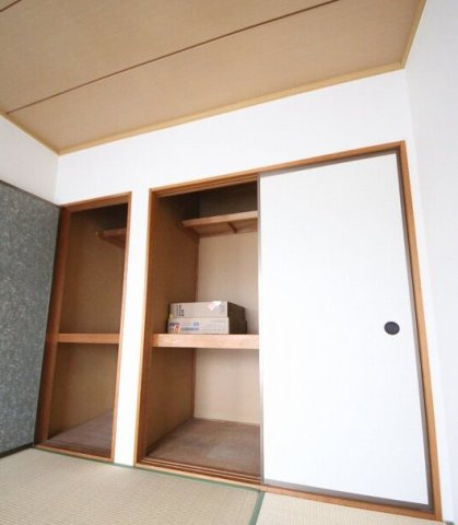 フジハイツの収納