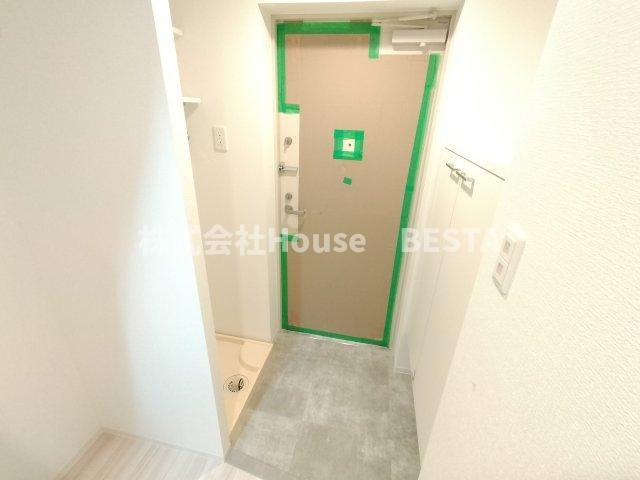 セレニテ神戸ミラクノールの玄関