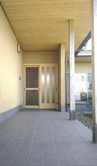 【エントランス】