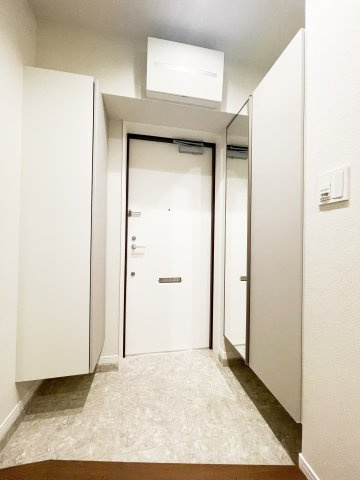 【玄関】 | ルミエール文京伝通院 3F