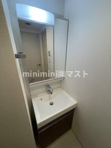 エス・キュート南森町の洗面所