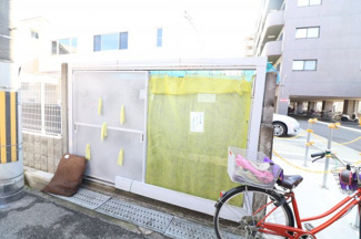 【その他共用部分】 | 敷地内ゴミ置き場