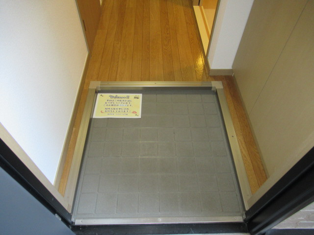 JAボナール上の丸Aの玄関