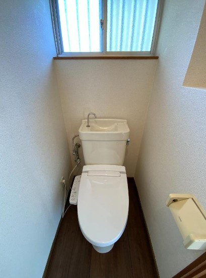 青梅市大門１丁目のアパートのトイレ