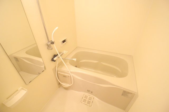 シーガルマンションⅡの浴室|ゆったり過ごせるお風呂です