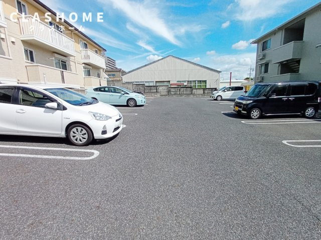 レザン長根　Ｂ　　刈谷市近郊の賃貸ならクラスホーム刈谷店の駐車場