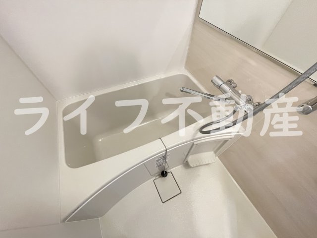 スプランディット高井田の浴室|きれいなお風呂です
