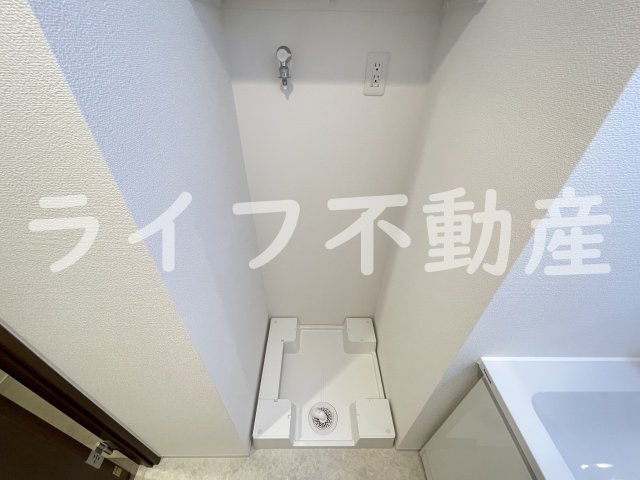 グランカーサ高井田の洗面所|脱衣スペースもあります