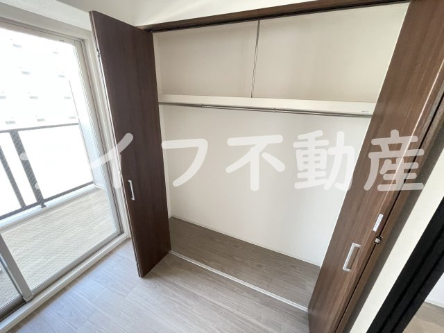 グランカーサ高井田の収納|こまごまとしたものを収納できそうですね