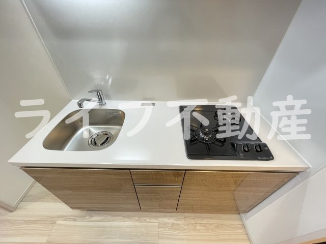 グランカーサ高井田のキッチン|コンパクトなキッチンで掃除もラクラク