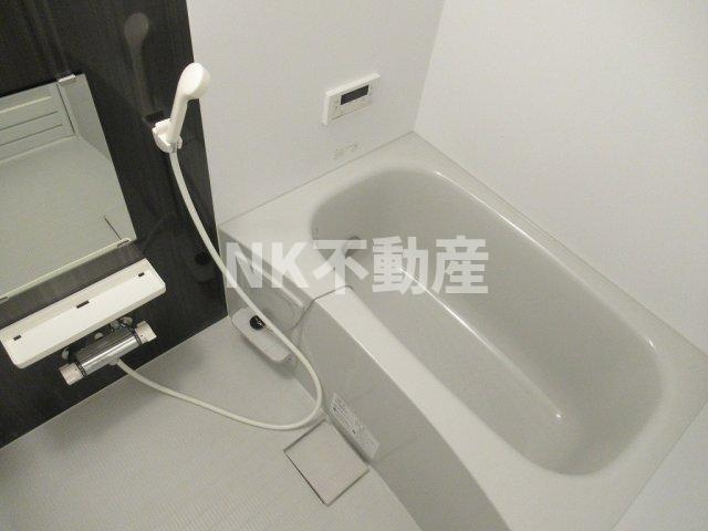 【浴室】 | VERY若江本町（若江岩田賃貸） | お風呂です