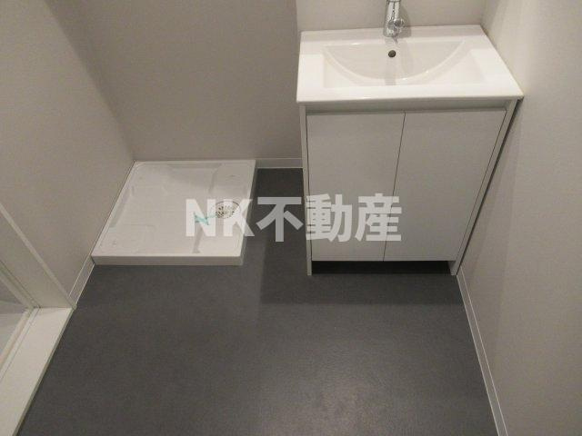 【洗面所】 | VERY若江本町（若江岩田賃貸） | 明るい洗面所です