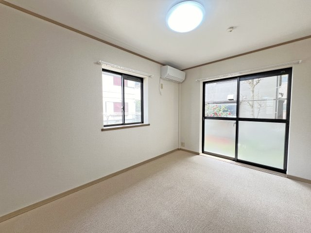 東小岩戸建の居間・リビング