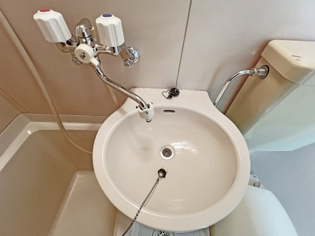 東小岩戸建の洗面所