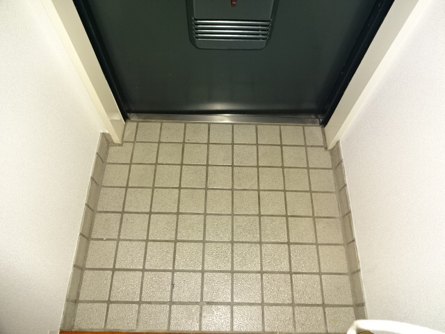 デュプレックス船場の玄関