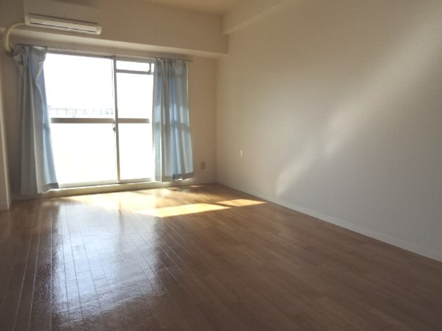 デュプレックス船場の居間・リビング