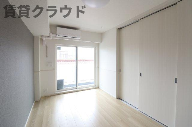 カーサ　フェリーチェの寝室|広くて明るい寝室