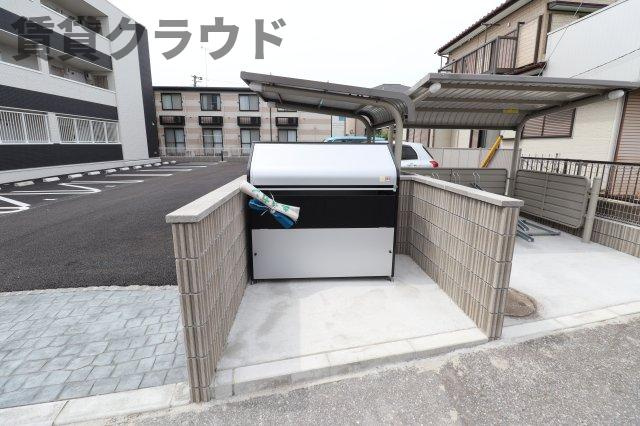 カーサ　フェリーチェのその他共用部分|ゴミストッカー