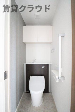 カーサ　フェリーチェのトイレ|落ち着いた色調のトイレです