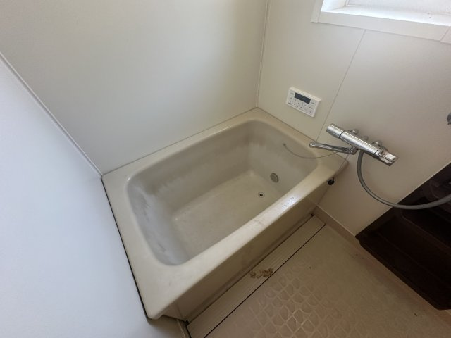 ハイツ西庄の浴室