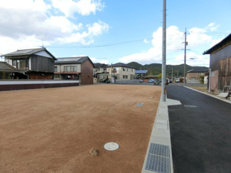【外観】 | 土地　金光町占見新田　全3区画 | 分譲地全体像。