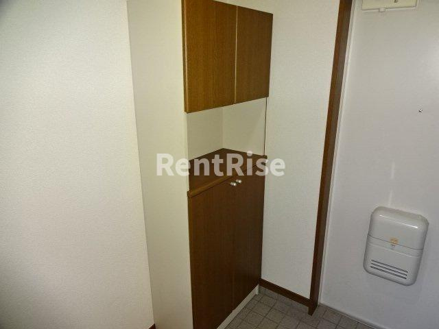 ＬａＶｉｅＥｎＲｏｓｅ (ラヴィアンローズ)|下駄箱