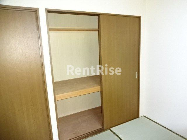 ＬａＶｉｅＥｎＲｏｓｅ (ラヴィアンローズ)|押入