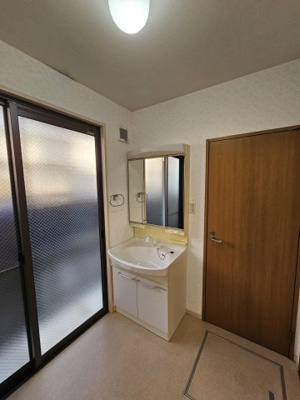 【独立洗面台】 | 鳥取市行徳２丁目 中古戸建て