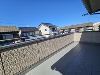 【バルコニー】 | 鳥取市行徳２丁目 中古戸建て