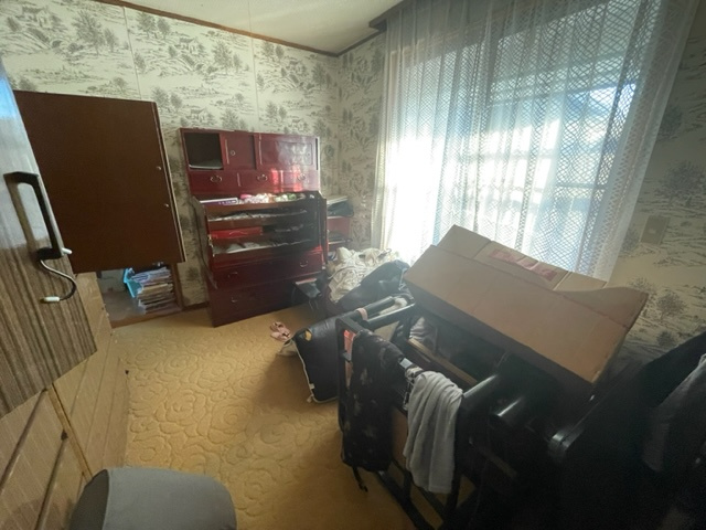 北上市大堤東三丁目　中古住宅の洋室