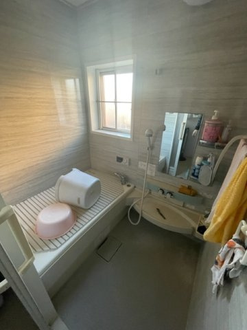 北上市大堤東三丁目　中古住宅の浴室