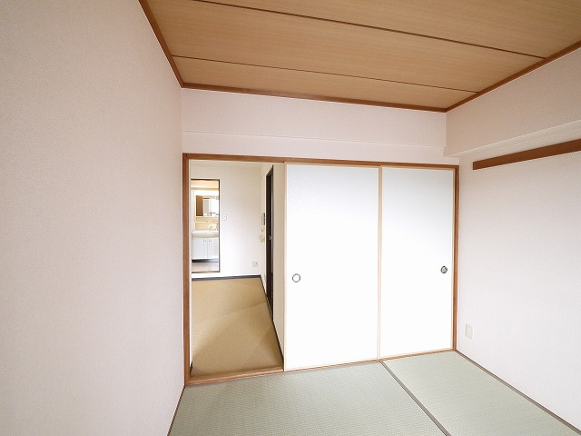 ライフコート富雄の寝室