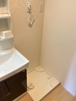 【その他】 | エスポワール・アミ | 洗濯機置場