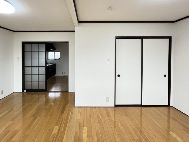 コーポレスANNEの居間・リビング