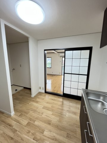 コーポレスANNEの内装