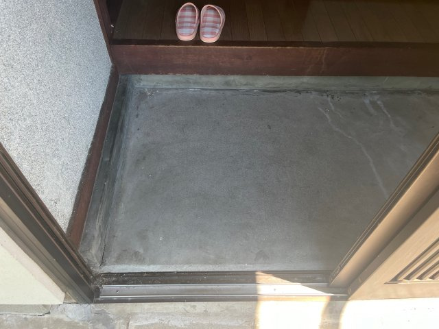 青山井上平屋の玄関
