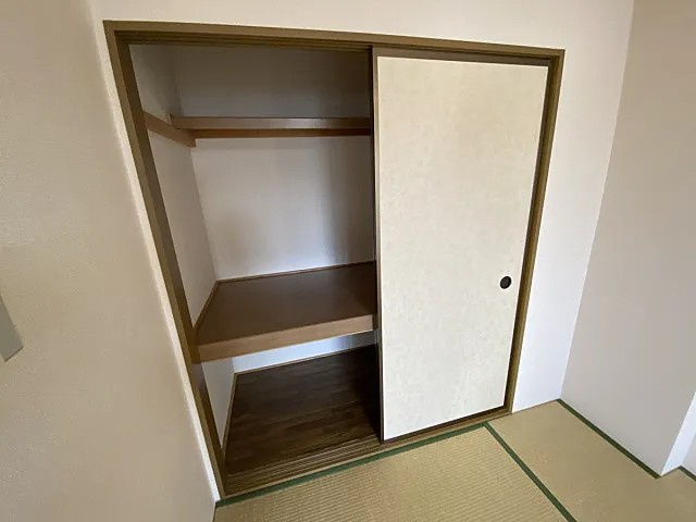 シャルマン岩屋の収納