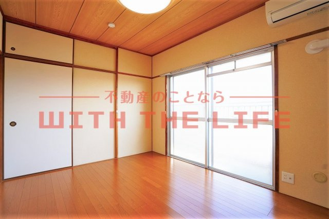 橋村ビル【キャッシュバック対象物件】の洋室|スタンダードな洋室です