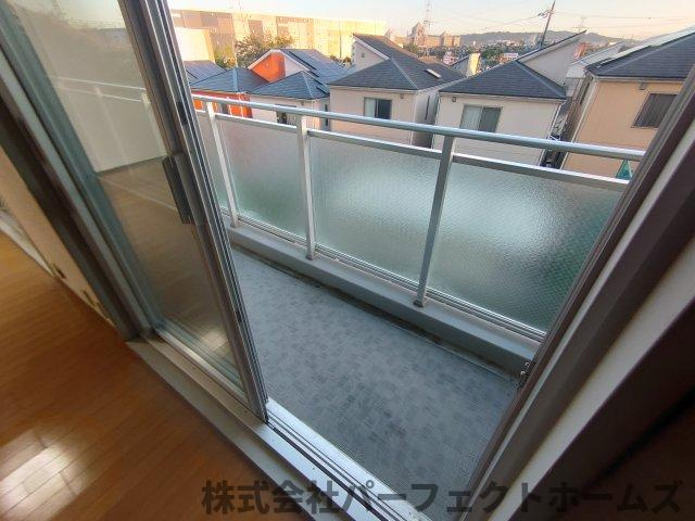 枚方ハイツ2号棟のバルコニー|陽当たり良好なバルコニーです