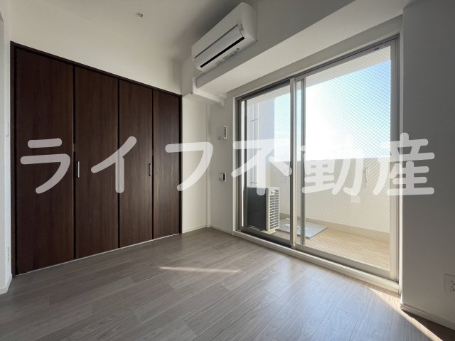 スプランディット高井田の居間・リビング|こちらの居間で趣味の時間をお楽しみください