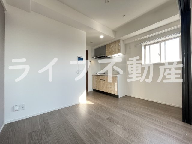 スプランディット高井田の居間・リビング|使いやすいリビングです