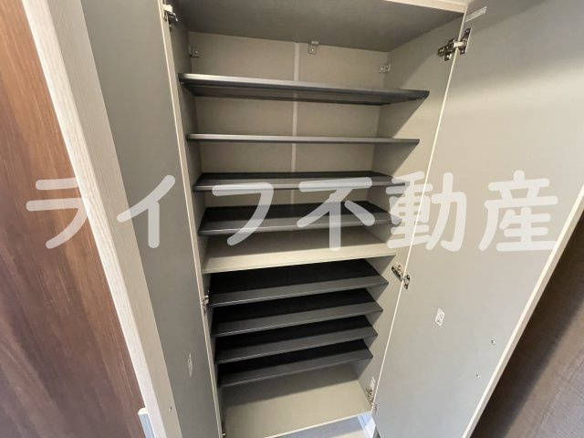 スプランディット高井田の収納|ちょっとした収納スペースも充実しています