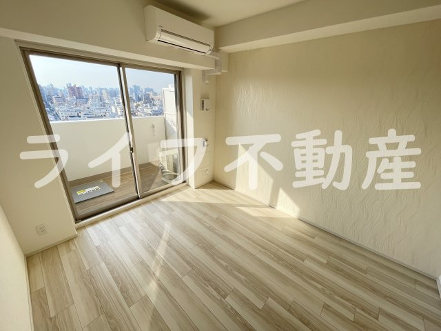 スプランディット高井田の居間・リビング|こちらの居間で趣味の時間をお楽しみください