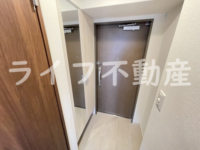 スプランディット高井田の玄関|ゆったりとした玄関です
