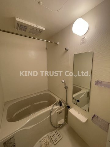 アプリーレ中之島の浴室|落ち着いた空間のお風呂です