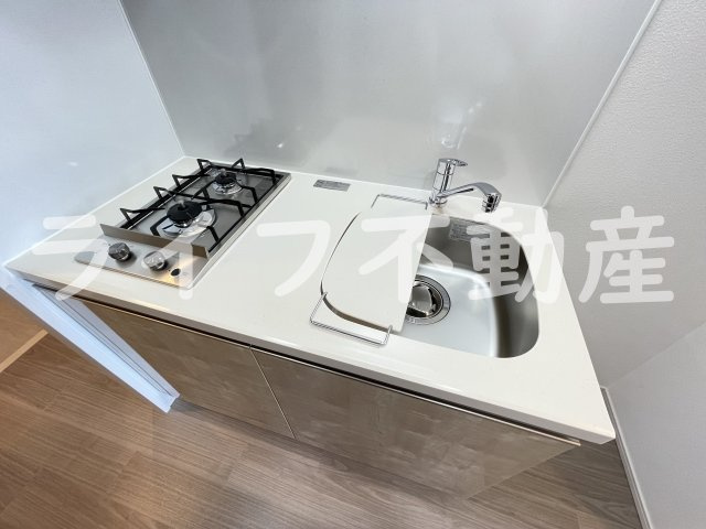 スプランディット高井田のキッチン|コンパクトなキッチンで掃除もラクラク