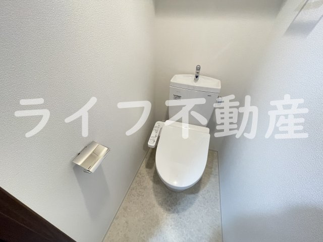 スプランディット高井田のトイレ|清潔感のあるトイレです