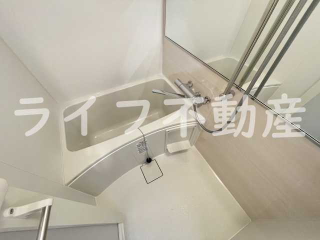 スプランディット高井田の浴室|日々の疲れを癒すお風呂付です